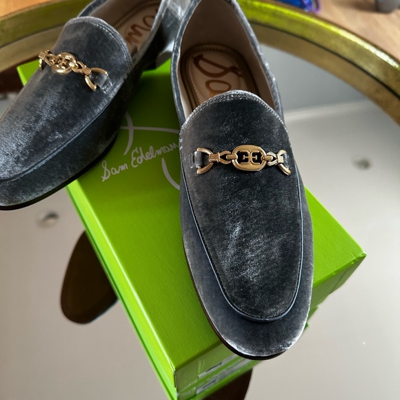 NWT Sam Edelman gray velour loafers - Picture 3 of 7